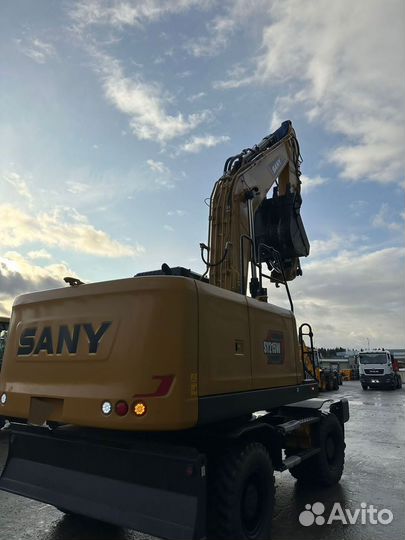 Колёсный экскаватор Sany SY215W, 2023