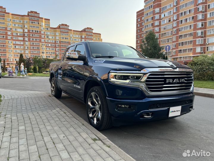 RAM 1500 5.7 AT, 2022, 30 800 км