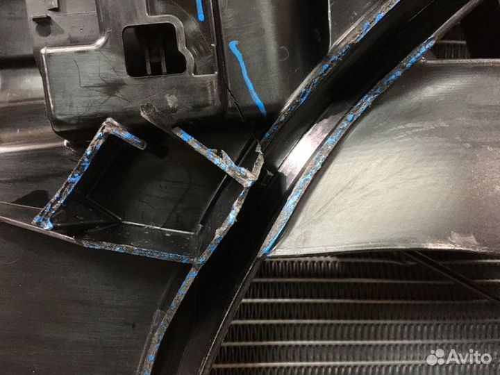 Радиатор основной Mercedes C-Classe W205 2014