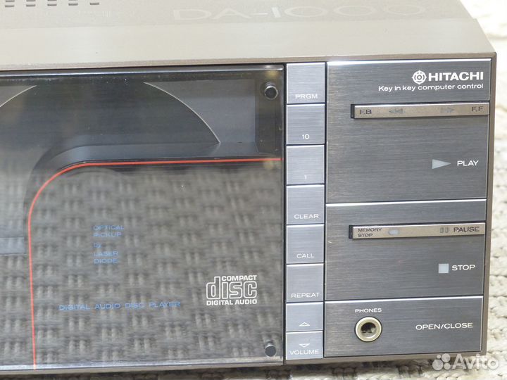 Hitachi DA-1000 cdpl CD плеер первый в Мире 1982 г