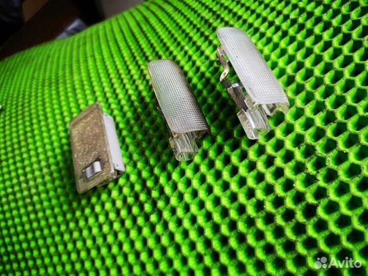 Плафон двери багажнки на Lexus RX 300/330/350/400h