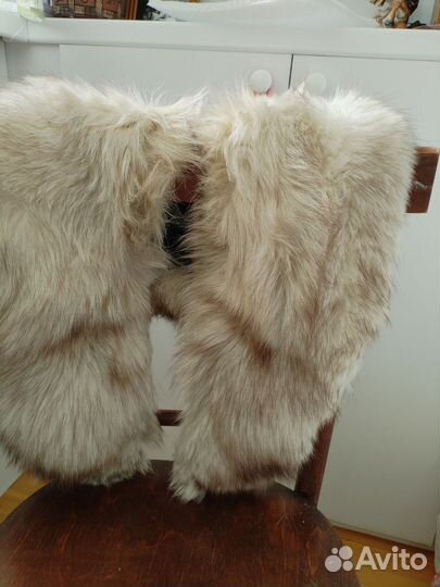 Меховой воротник песец