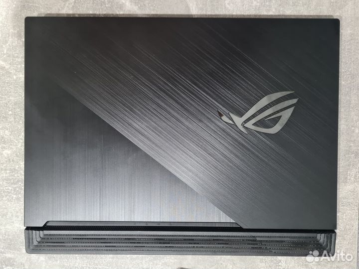 Asus rog strix g513