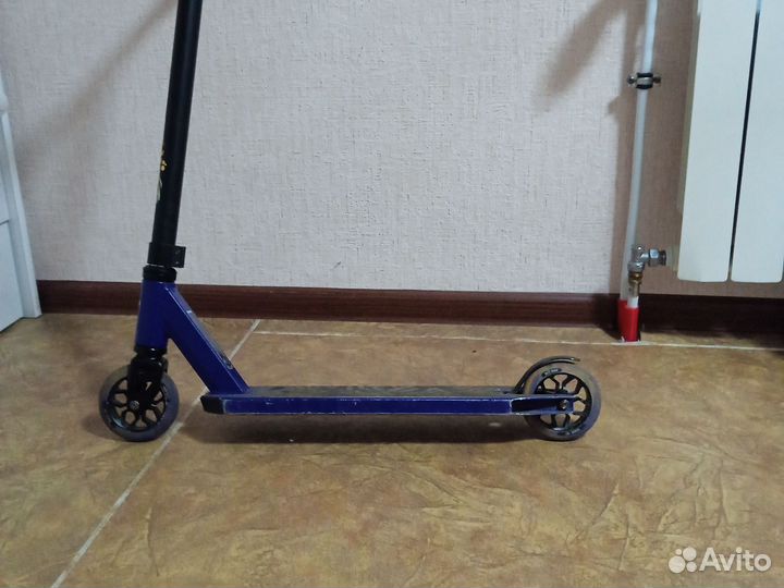 Трюковой самокат tech team duker 101