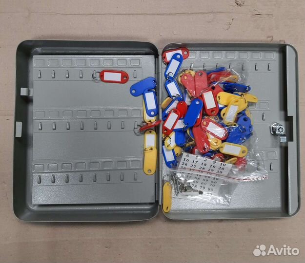 Ключница, на 96 ключей