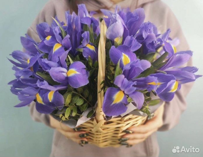 Корзина с цветами