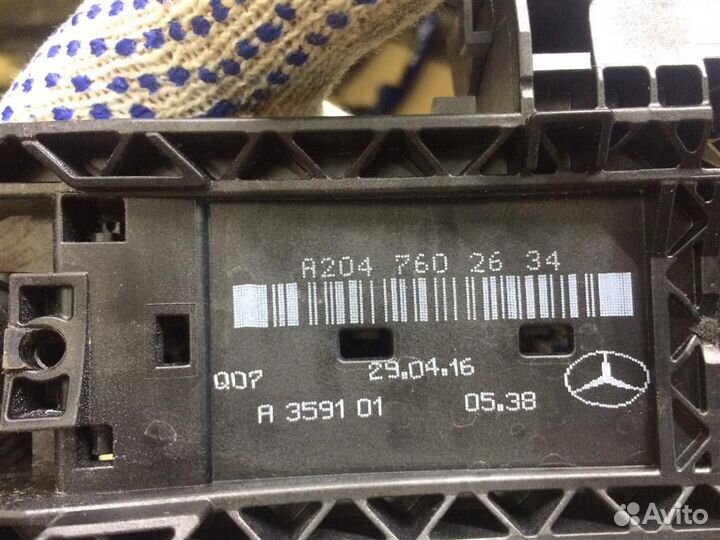 Кронштейн ручки Mercedes-Benz W166 X166 GLS 2015