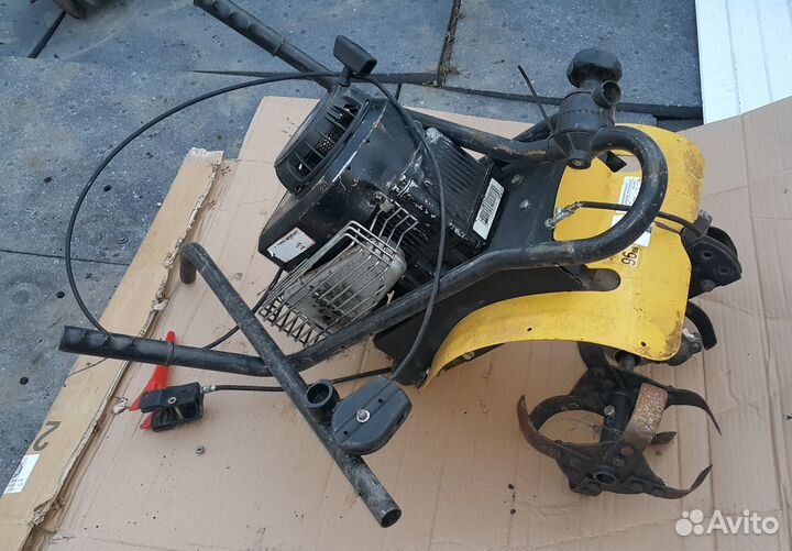 Остатки от мото-блоков. Редуктора. Плуги