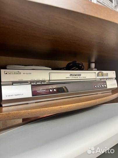 Видеомагнитофон panasonic