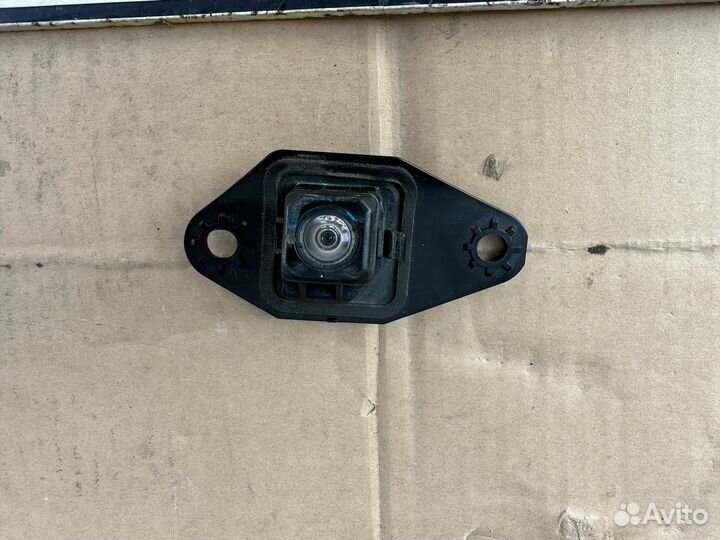 Камера заднего вида Toyota Camry V50