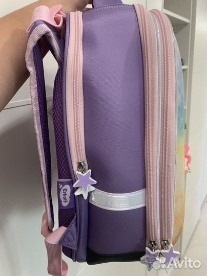 Новый школьный рюкзак для девочки