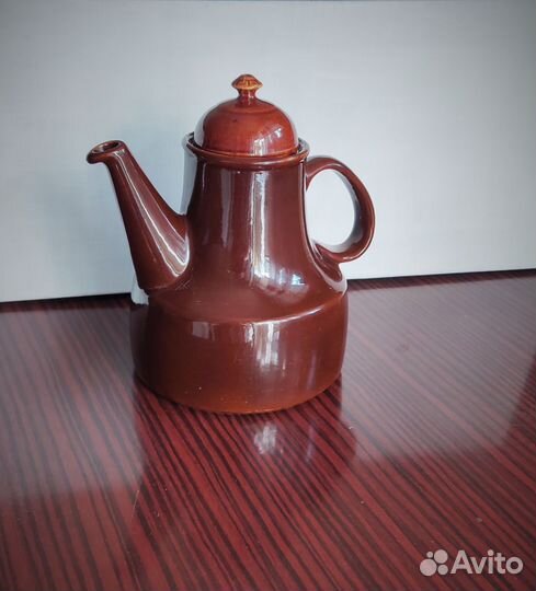 Чайник глиняный