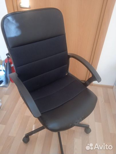 Компьютерное кресло икеа