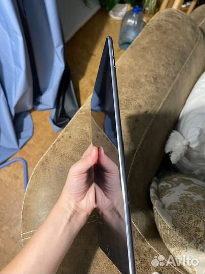 Apple iPad pro 9.7 wi-fi+celluar 32Gb (2016)