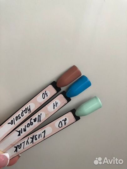 Для наращивания ногтей и гель лаки