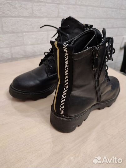 Ботинки для девочки