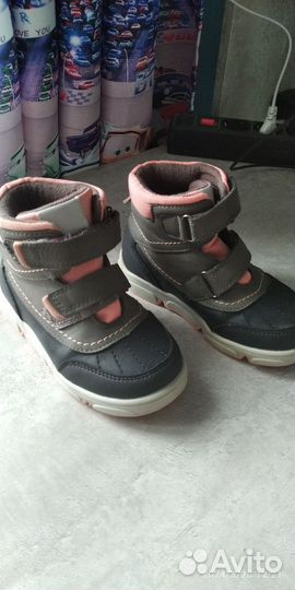 Ботинки демисезонные для девочки 26р