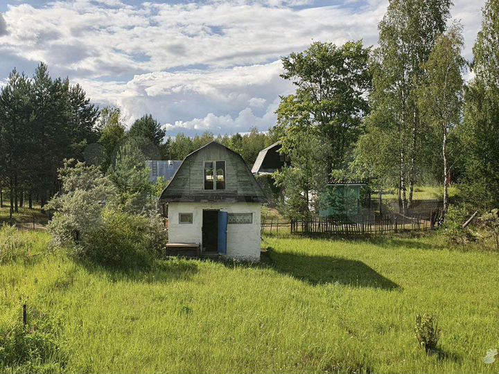 Дача 18,1 м² на участке 6 сот.