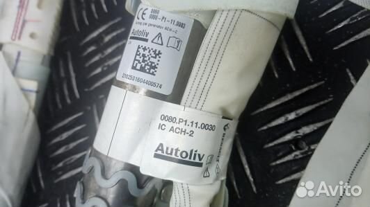 Шторка безопасности renault kadjar 1 (6TD08S401)