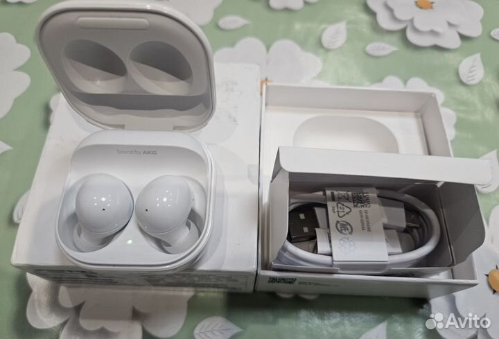 Беспроводные наушники Samsung Galaxy Buds2 White