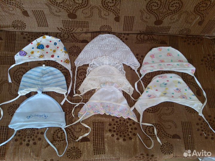 Шапочки, чепчики, кепка