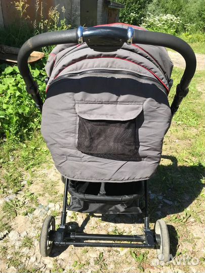 Коляска прогулочная