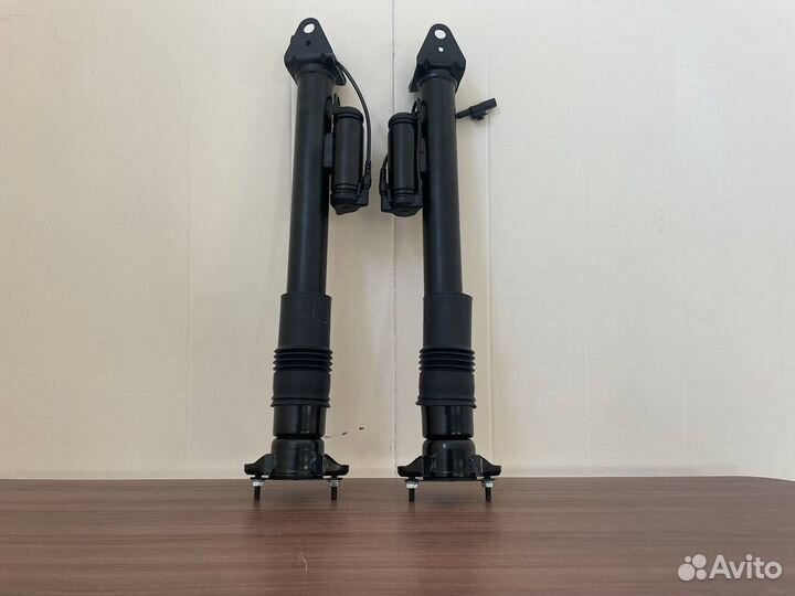 Задний амортизатор Mercedes Benz 164 gl ml class