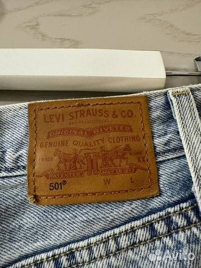 Женские джинсы levis 501 w26