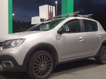 Renault Sandero Stepway 1.6 MT, 2019, 45 000 км, с пробегом, цена 1 260 000 руб.