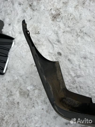 Бампер задний Logan 1