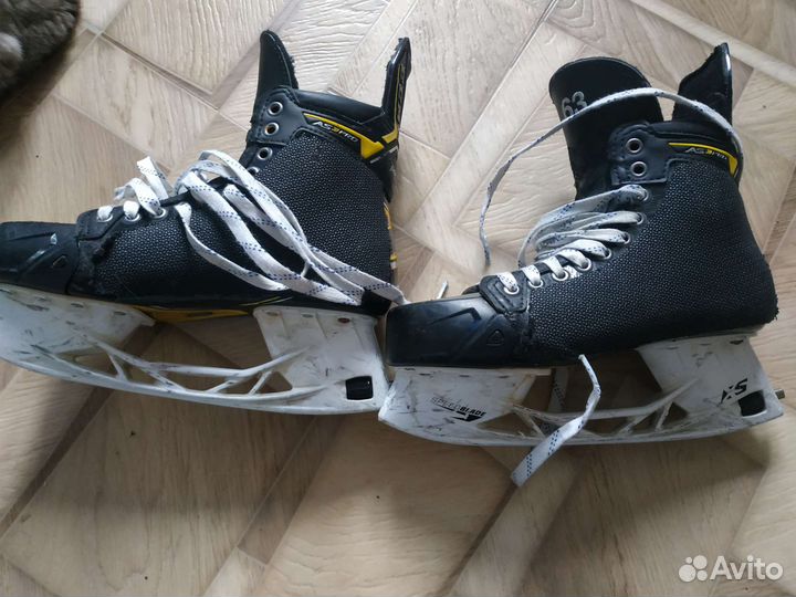 Игровые коньки CCM AS3 PRO