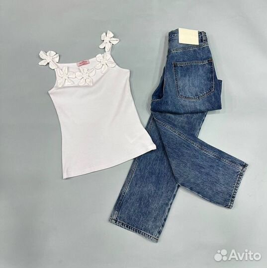 Джинсы Valentino