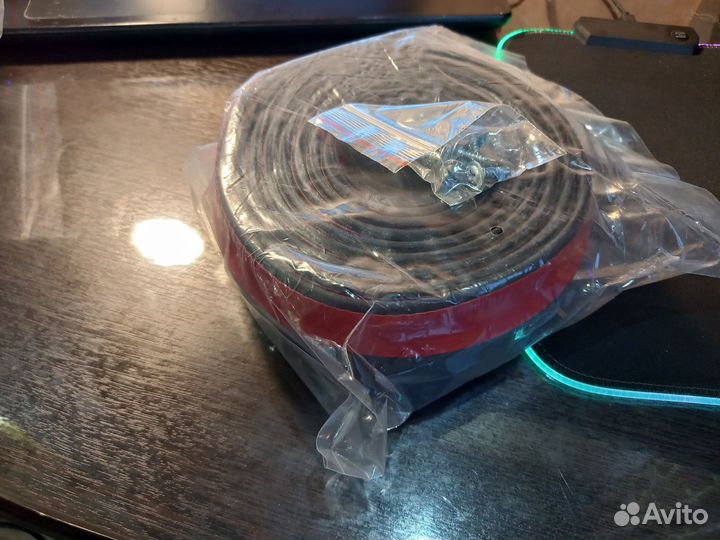 Губа на бампер, универсальная накладка, чёрная мат