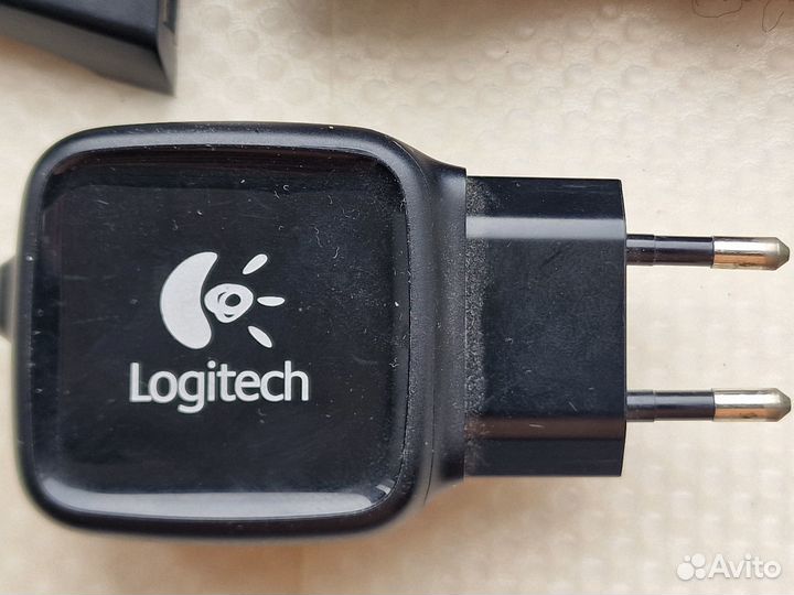 Зарядное устройство Logitech AD6310C