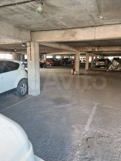 Машиноместо, 12 м²