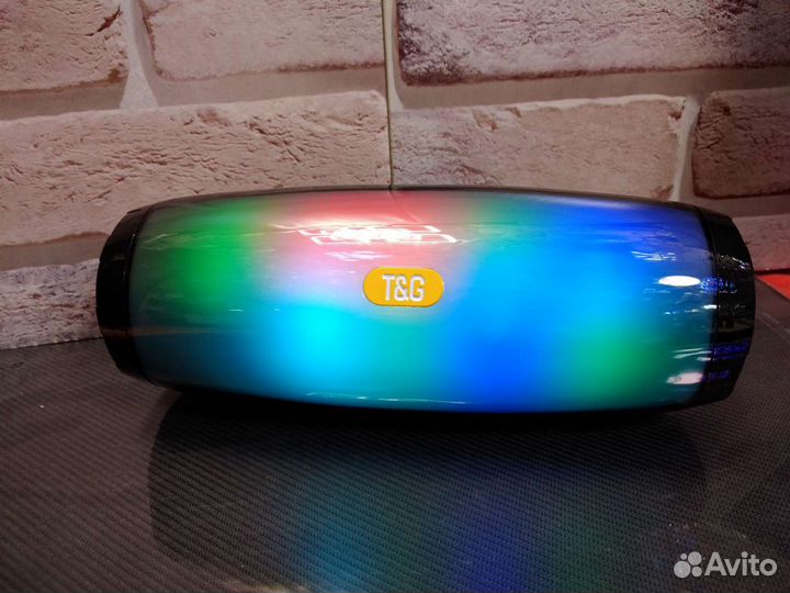 Блютуз колонка типа jbl