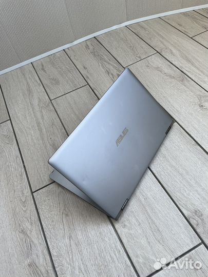 Asus Zenbook Flip 14 Light Grey