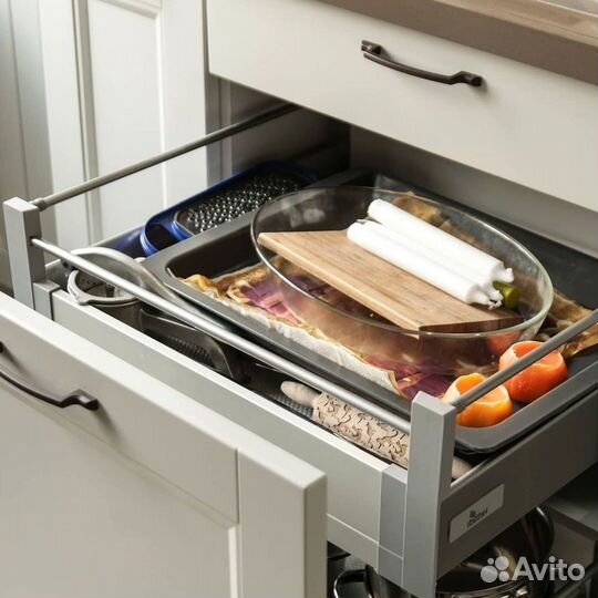 Кухня угловая на заказ.мдф фасады