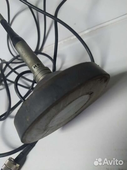 Антенна на магните