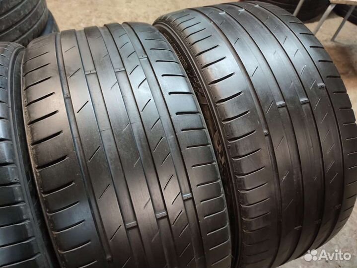 Kumho Ecsta PS71 255/40 R19