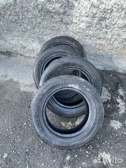 Continental ContiCrossContact LX 215/65 R16