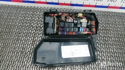 Блок предохранителей land rover range rover 3 (4BA