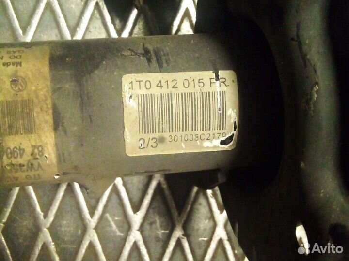 Амортизатор передний на volkswagen