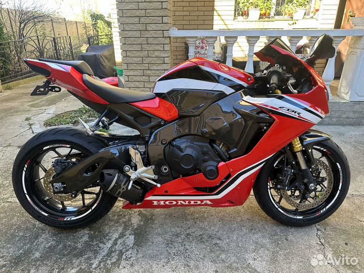 Honda cbr1000rr 2021