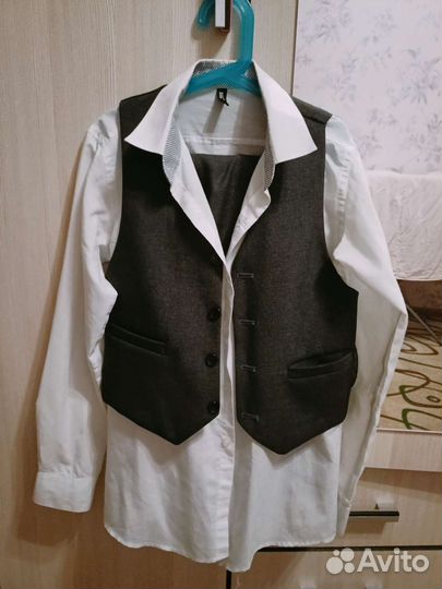 Костюм с рубашкой для мальчика 134-140