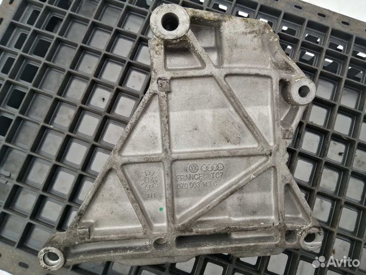 Кронштейн Генератора фольксваген туарег 1 2.5 диз