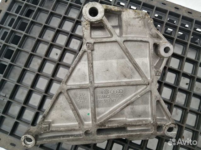 Кронштейн Генератора фольксваген туарег 1 2.5 диз