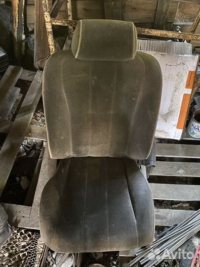 Сиденья от toyota crown
