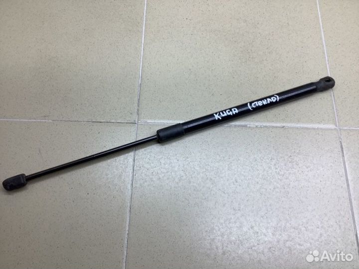 Амортизатор стекла багажника Ford Kuga 2008-2012