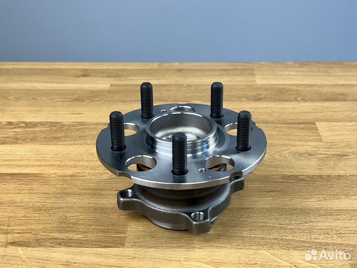 Ступица заднего колеса 4WD NSK Honda Elysion